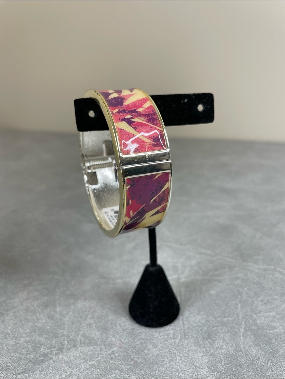 NEW Silver-Tone Purple Pink & Cream Enamel Hinged Bangle Bracelet